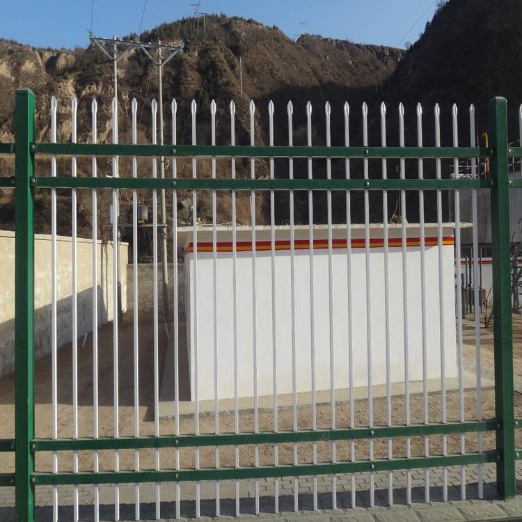 深圳小区镀锌管围墙栅栏 工厂防护隔离围栏 铁艺围栏 锌钢护栏网厂家