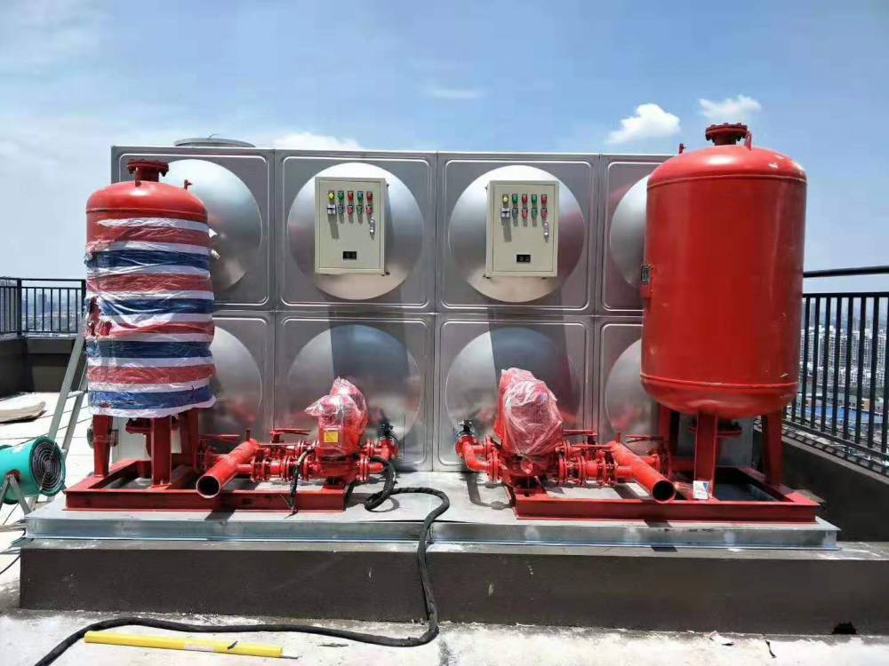 机械及行业设备 泵 其他泵 zw(l)-i-x-10立式消防增压稳压设备厂家