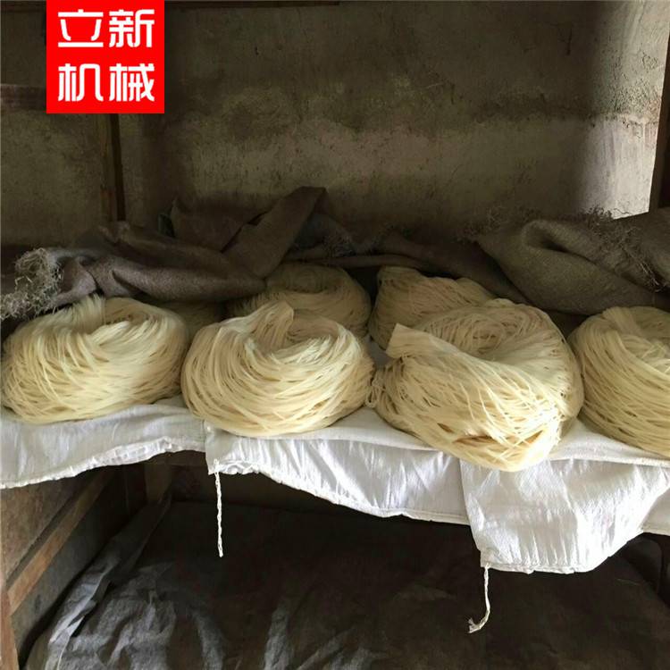 自熟米线机 小型米线加工机器 一次成型鲜榨米线机 自熟年糕米线机