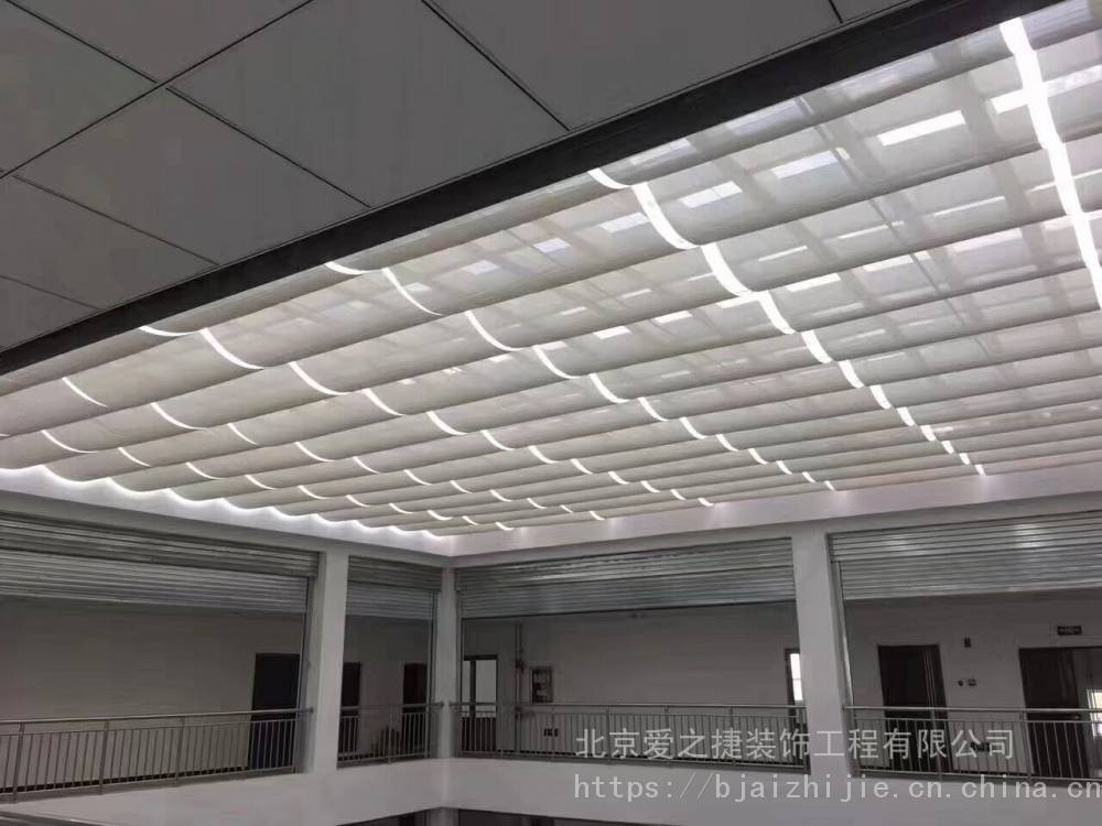 顺义定做电动遮阳帘 户外智能遥控天幕棚 阳光房折叠式电动天棚帘