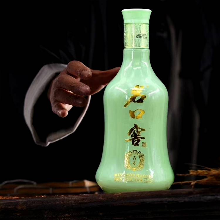 武汉青山名口窖酒婚礼白酒加工定制