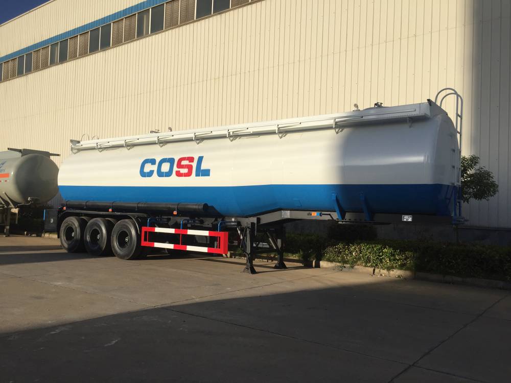 特运牌化工车,化工废液衬塑罐车, 8类腐蚀品罐车在线报价