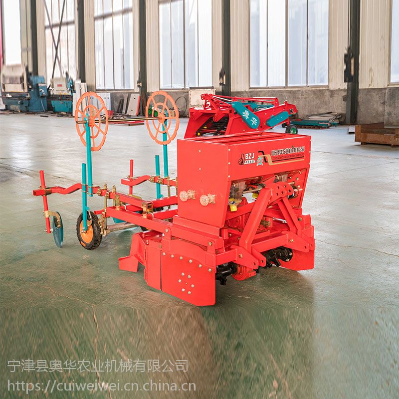2019年多功能红薯起垄覆膜机 马铃薯起垄覆膜机