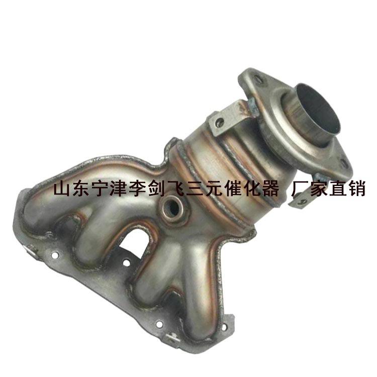 吉利帝豪ec7 ec715 全球鹰gx7 gc7三元催化器