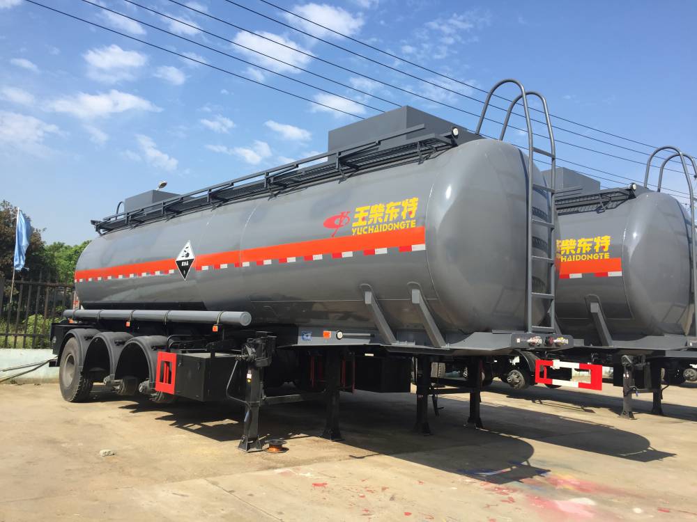 玉柴东特半挂车,***衬塑罐车, 耐酸碱运输罐车现车销售