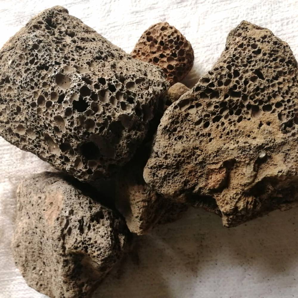 过滤水火山石 火山石粉 10-20厘米 浮石粉