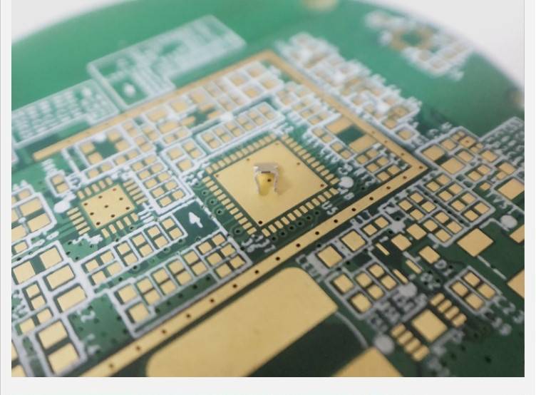 电子元器件 连接器 射频线夹子type-c接口天线信号导电固定夹rf载带