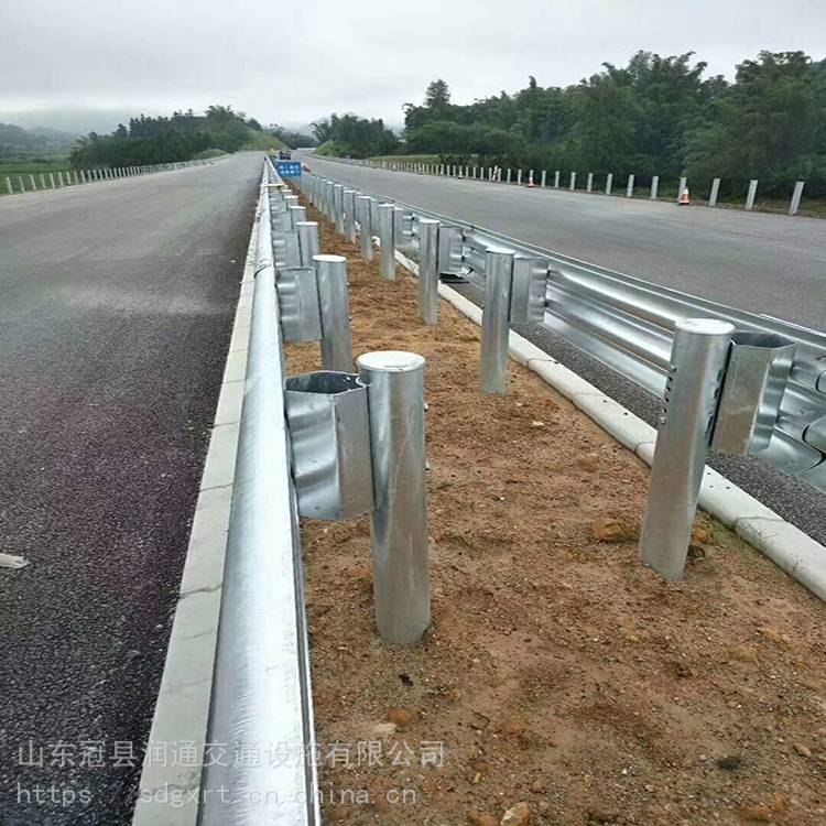 喷塑三波护栏 高速公路喷塑护栏 高速波形护栏