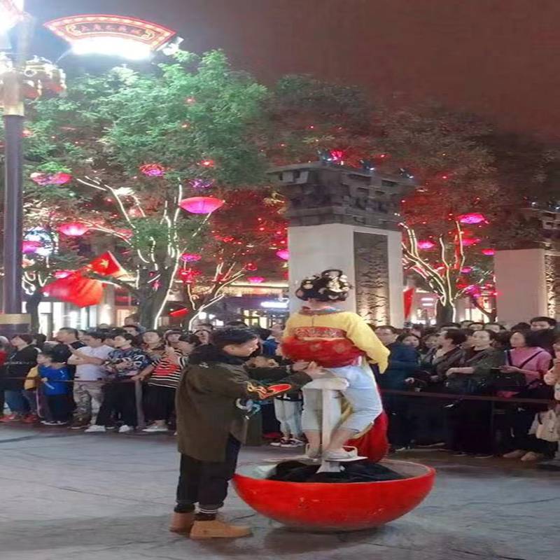 加厚成人摇晃表演真人版不倒翁大唐不夜城真人快手同款景区引流