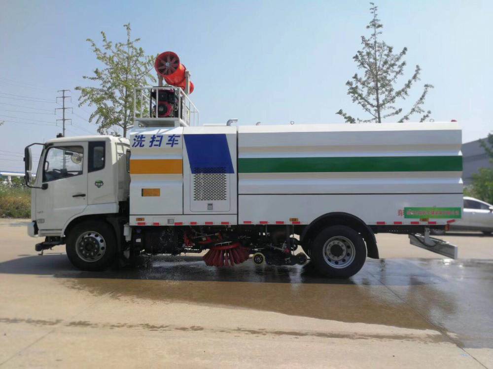云南文山东风小多利卡洗扫车