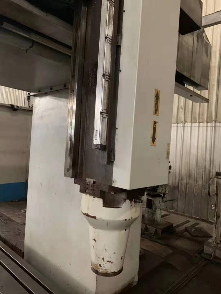 机【济南二机xk2425dx80数控龙门镗铣床】二手龙门镗铣床西门子系统