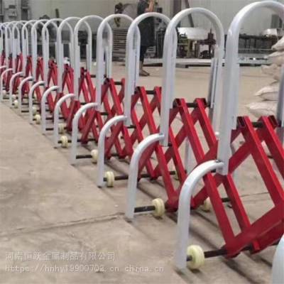 不锈钢伸缩围栏 可移动折叠护栏 商场幼儿园施工安全隔离栏 临时门挡