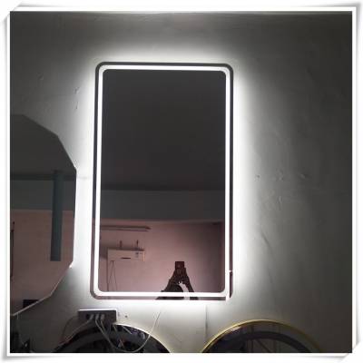 浴室镜子图片