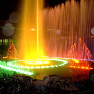 济宁园林喷泉设计 水帘喷泉 喷泉喷头效果图