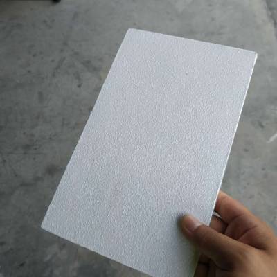 玻纤板和矿棉板区别 玻纤板的密度是多少 浅灰色玻纤板图片
