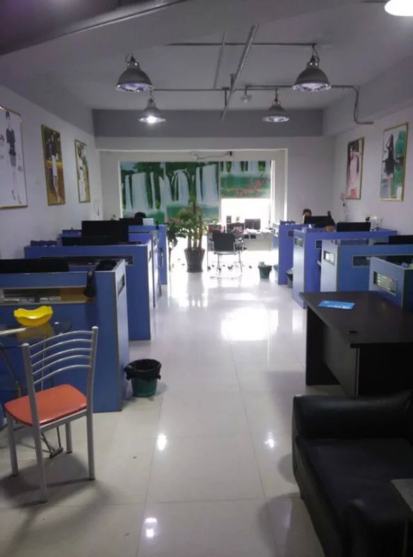 东莞市鸿蒙服饰有限公司 东莞市鸿蒙服饰有限公司