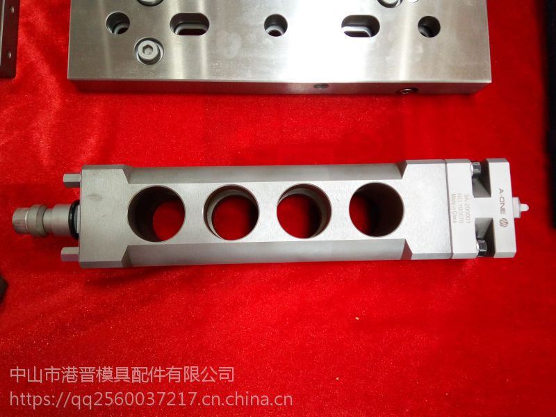 即可加工不同轮廓的工件