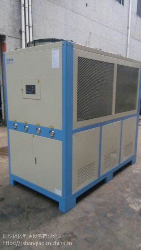 板桥制冷设备10匹箱式风冷工业冷水机送货上门包安装