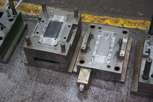 加工 模具 塑料模 模具厂,专业手机保护套模具,手机壳   上一个 下一