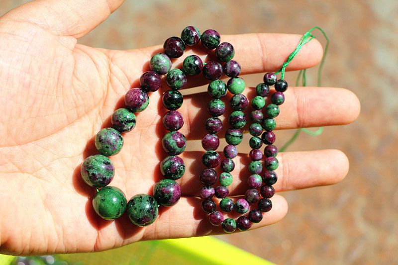 天然宝石项链 天然红绿宝 红宝石绿帘石项链 大款60多克左右