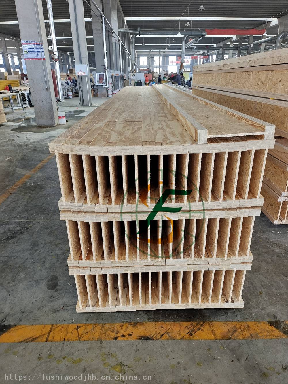 IJOISTS工厂生产12MMOSB腹板LVL两翼H300木托梁建筑房屋用