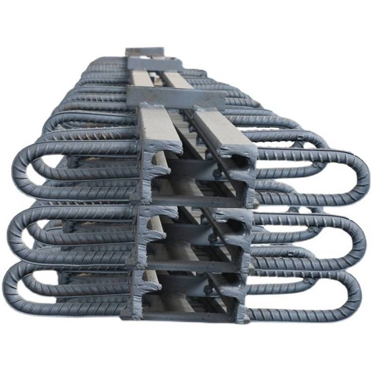 盈年模数式桥梁伸缩缝40型异型钢单缝式伸缩装置送胶条