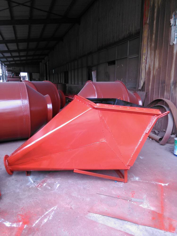 【泰州郑科一方砂浆料斗加装折叠加长出料管】图片