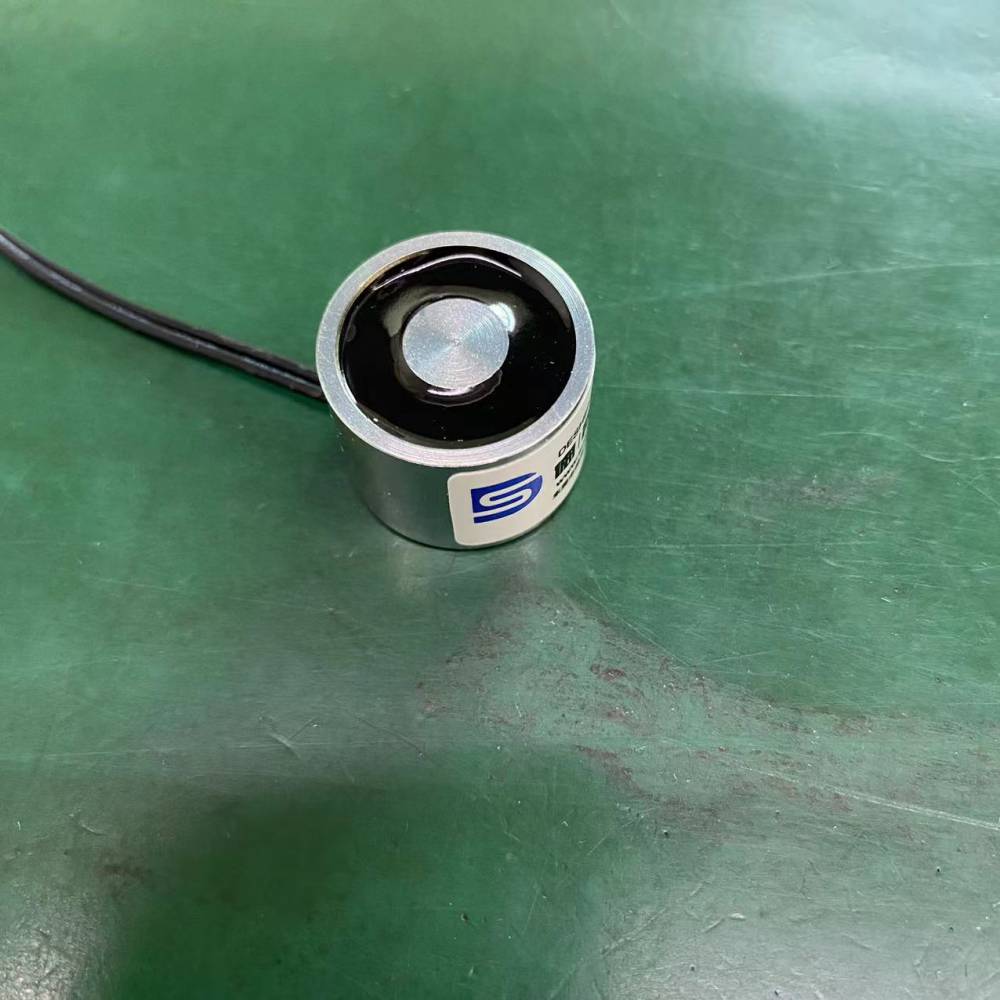 供应小型吸盘电磁铁家电机械手24v圆形直流电磁铁2015
