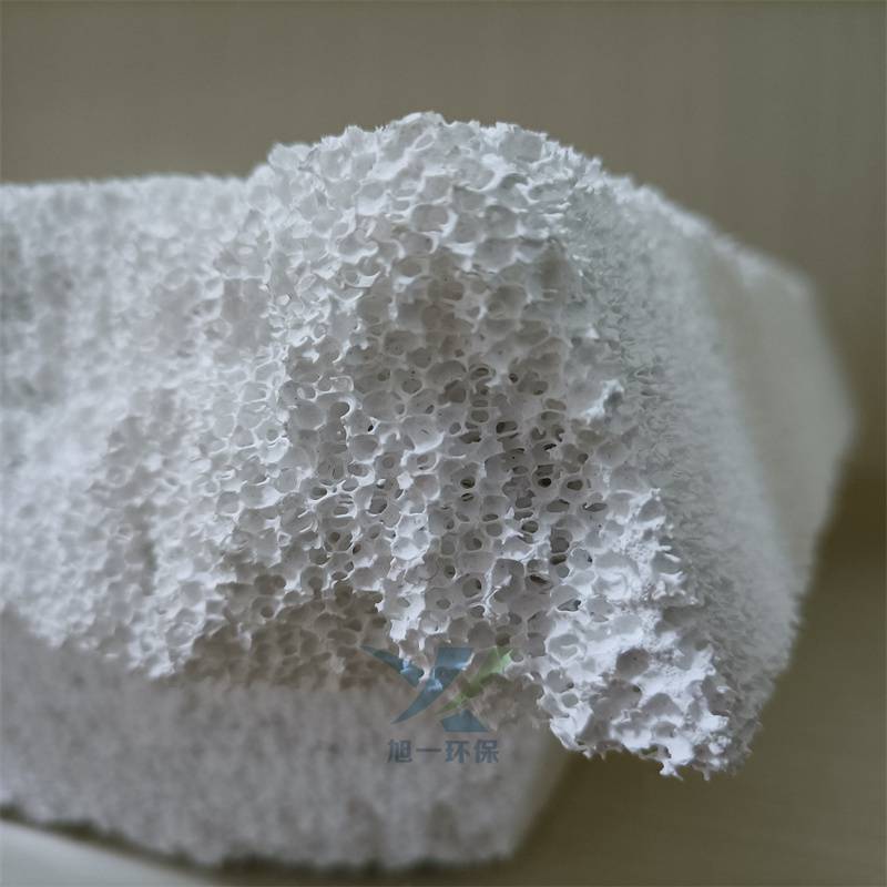 氧化铝泡沫陶瓷过滤板性能特点、作用和应用场合