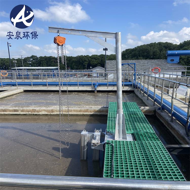安泉环保制造潜水低速带水安装悬挂式推流器AQDT22/4-1600/2-42P