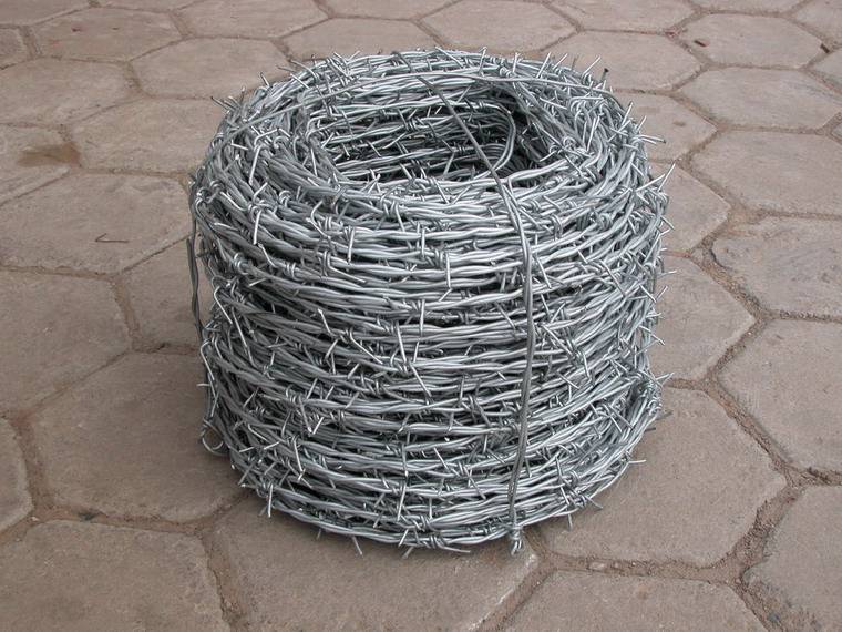 万卓供应刺绳刺蒺藜刀片刺绳监狱刺网隔离用网