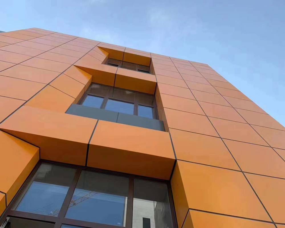 幕墙橙色氟碳漆铝单板门头彩色烤漆铝单板定制生产厂家