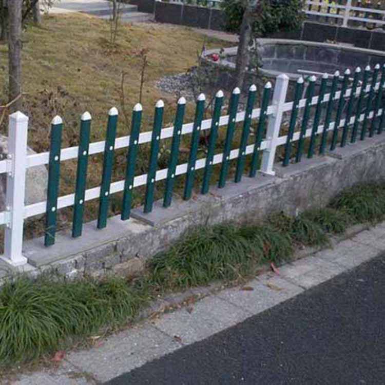品质保证草坪护栏生产