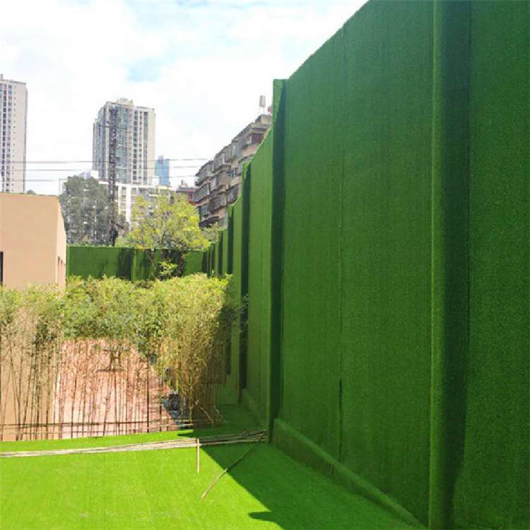 外墙面塑料草坪孝感围挡绿草皮布万立森楼盘围墙广告仿真草坪