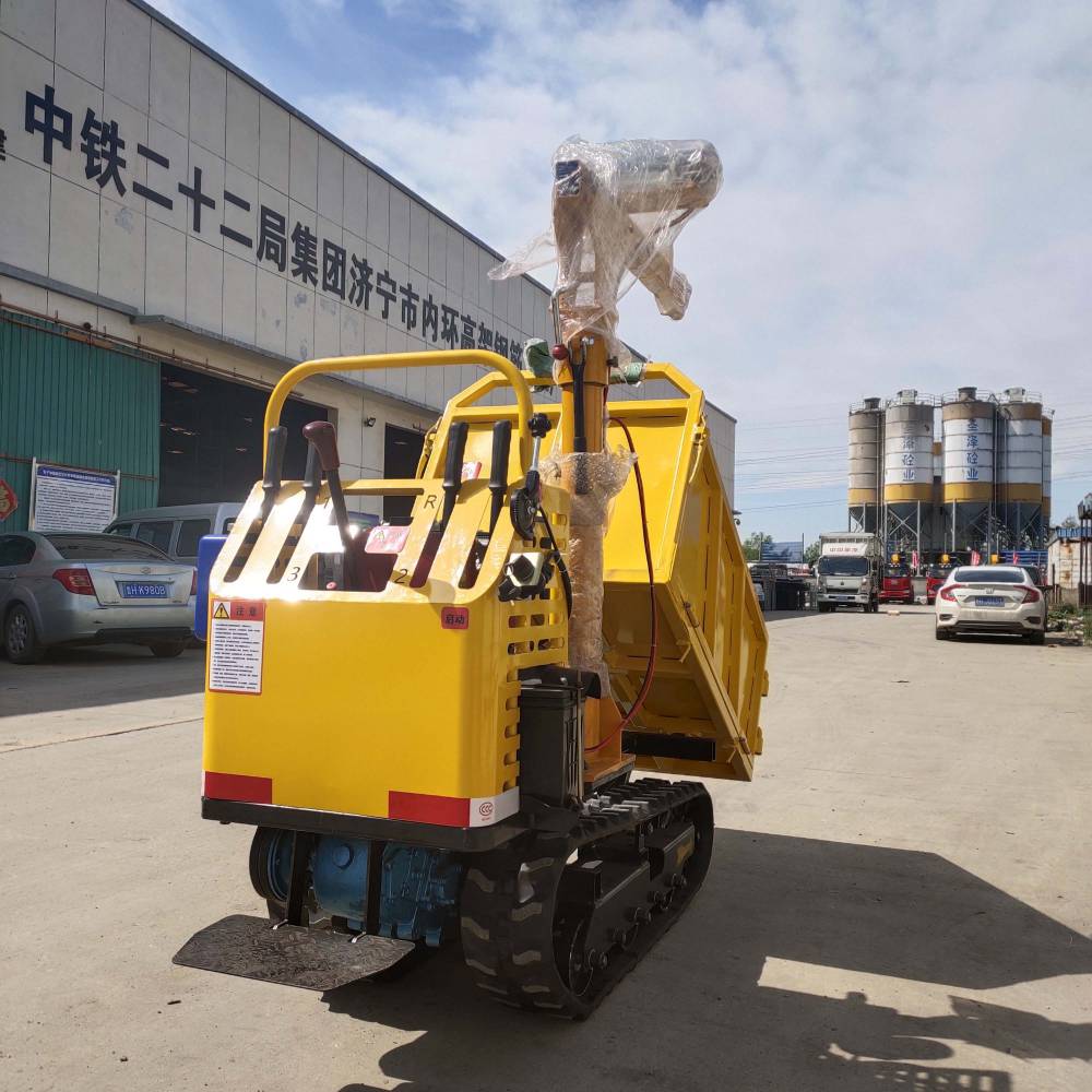 带小吊小型履带车12吨履带运输车带小吊小吊机履带爬山虎