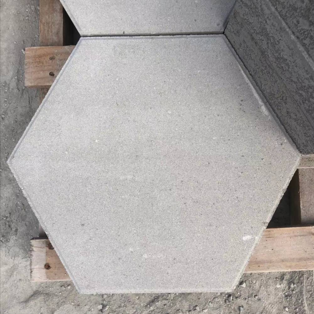 混凝土河北20080六角实心护坡砖雄军建材硬度高产量高有检测报告