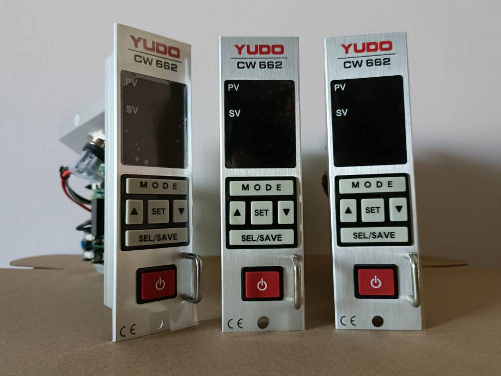 柳道YUDO热流道温控器CW662CW301CW302CW201温控箱温控卡