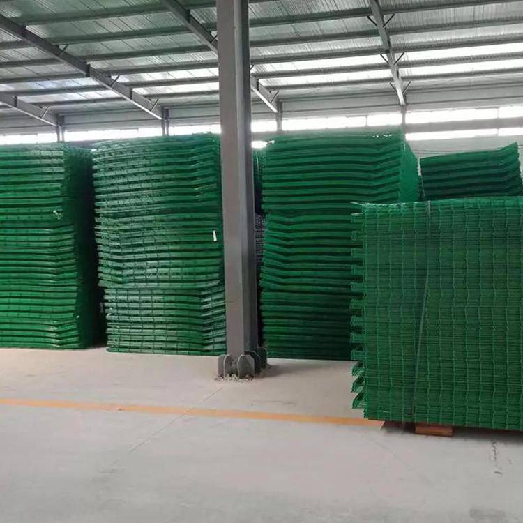 低碳钢丝隔离网硕翔基坑护网厂家安全防护栏生产