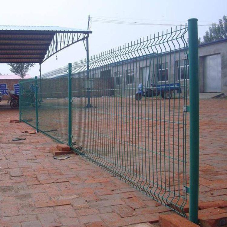 亳州市政防盗护栏网场区围栏浸塑硕翔车间隔离铁丝网厂家