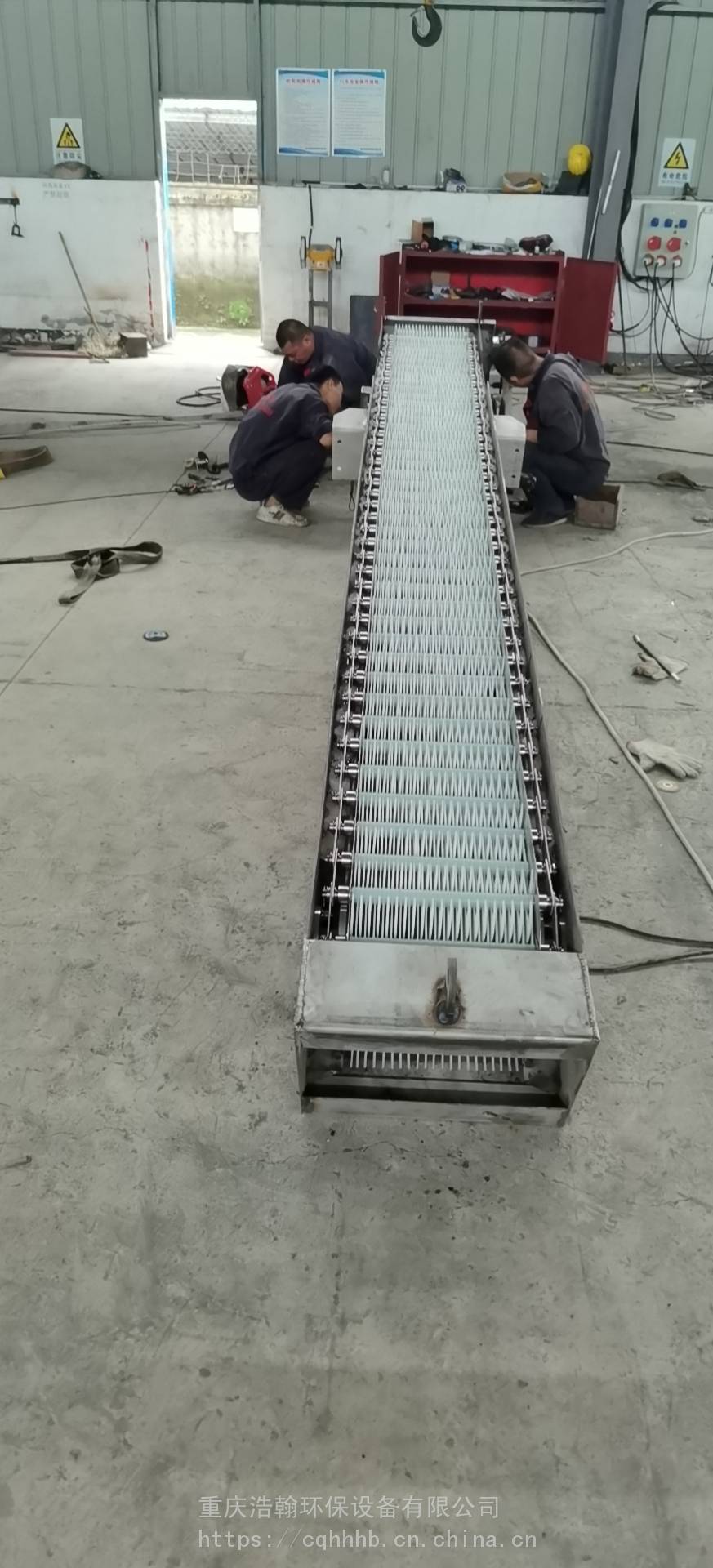 重庆浩翰环保设备厂专注生产回转式格栅除污机