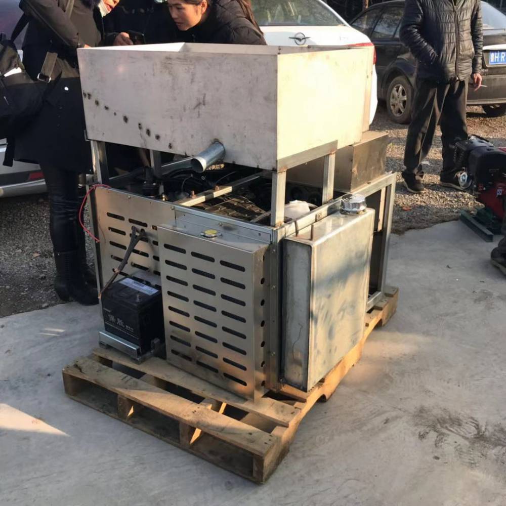 48馬力四缸靜音紅棗核桃香酥果多花型五谷雜糧膨化機(jī)