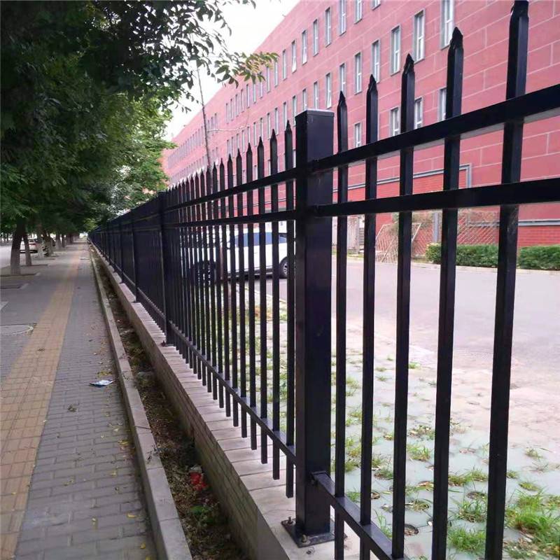 【庭院围墙围栏 小区栅栏锌钢护栏 学校防护栏】价格_厂家 - 中国供应