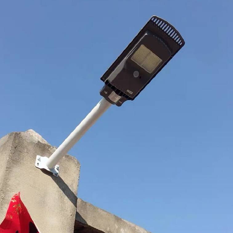 农村6米太阳能路灯价格墙壁太阳能路灯100瓦户外道路灯谷节能防水量大优惠