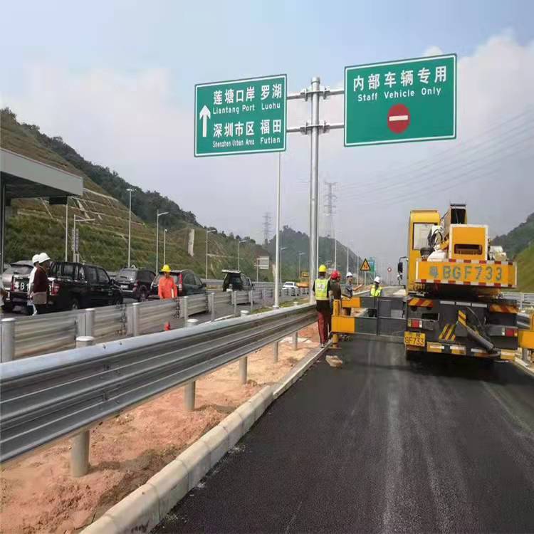 潍坊交通标志杆生产厂家十字路口警示灯杆