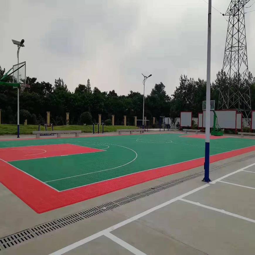 山东菏泽硅PU篮球场塑胶场地厂家，塑胶篮球场管理