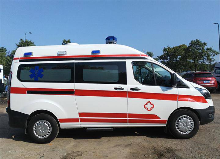 北京救护车接送转院出院-设备齐全