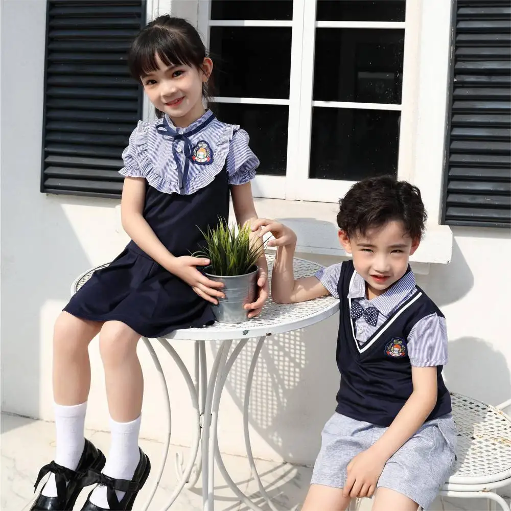 南阳小学学生供应幼儿园校服生产园服郑州童泰定做校服