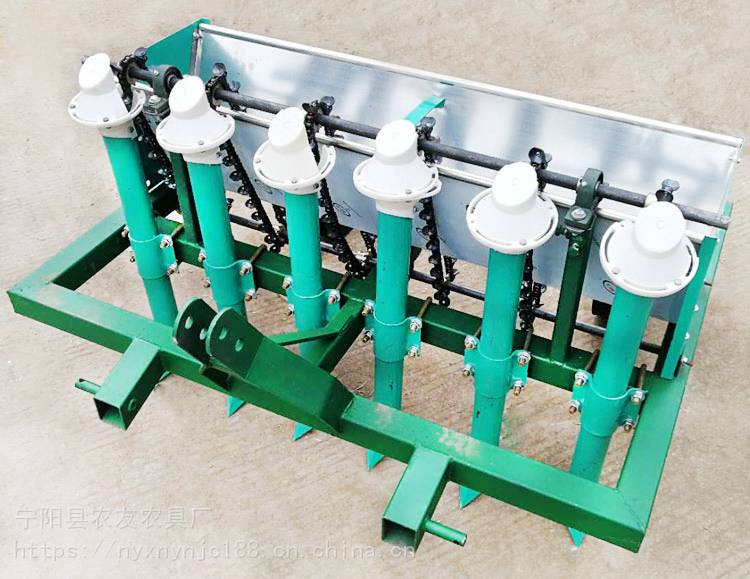 桃核播种机 四轮6行种蒜机有变速箱调节株距小