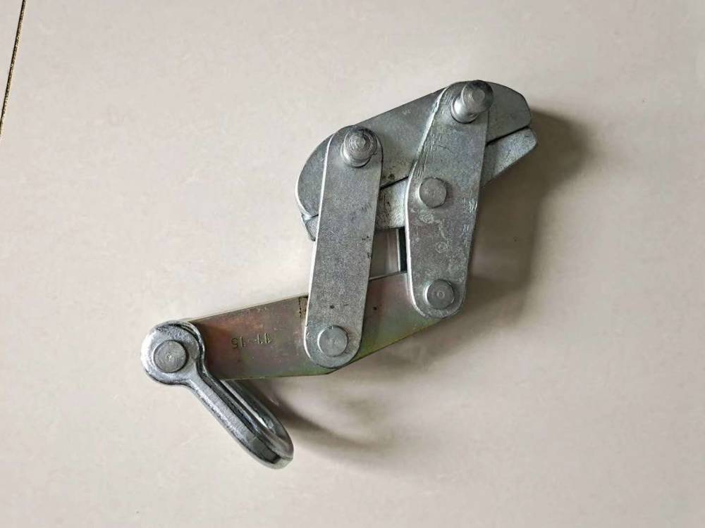 无扭钢丝绳卡线器;anti steel rope grip;skg-30卡线器;钢丝绳卡线器