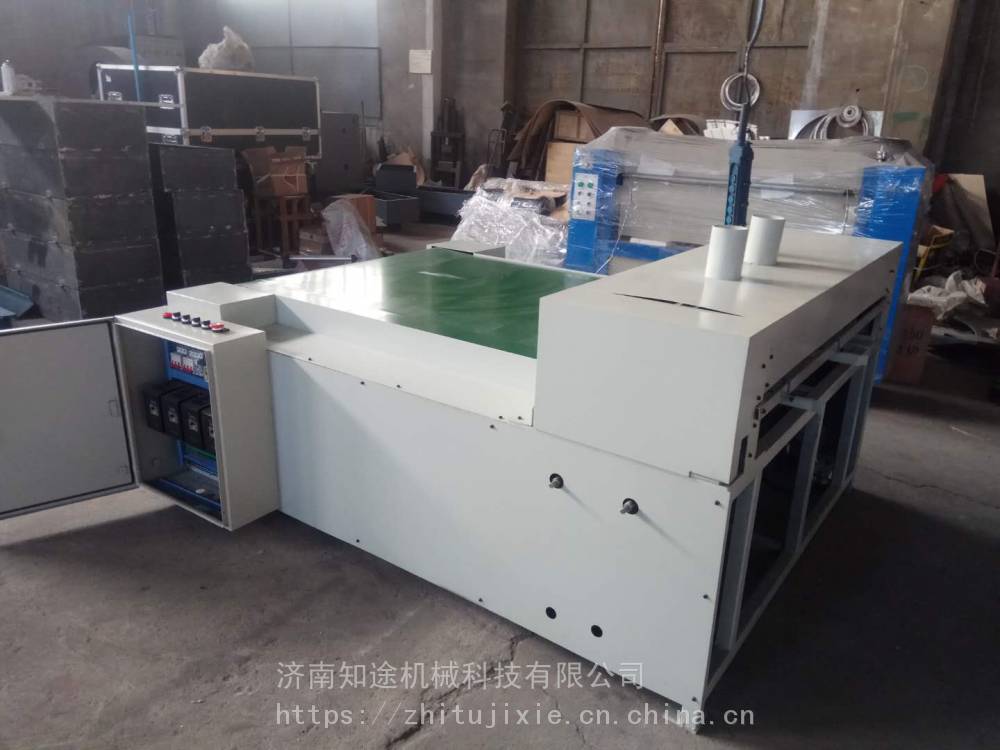 折叠泡沫保温箱生产加工设备KC1200生鲜箱开槽机